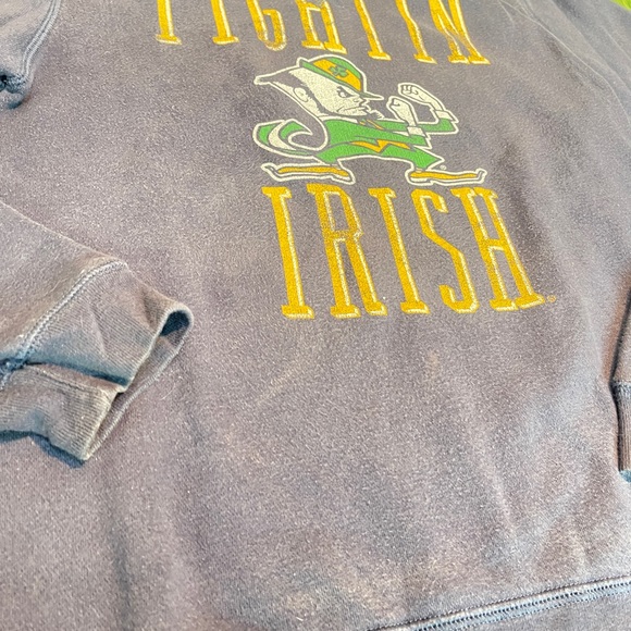 University T Notre Dame Sweatshirt Long Sleeve Fighting Irish Blue Green Small. - Picture 4 of 7